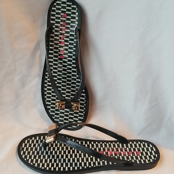 Coach Shoes - COACH patent flip flops, B/W, bow, 7-7.5